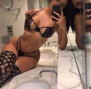Ispartakule Sitelere Gelen escort Nejla